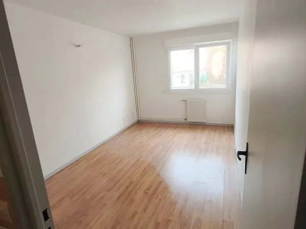 Studio avec parking
