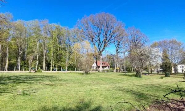 Terrain constructible 2350 m²
