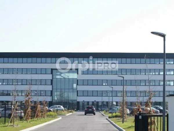 Bureau 405 m²