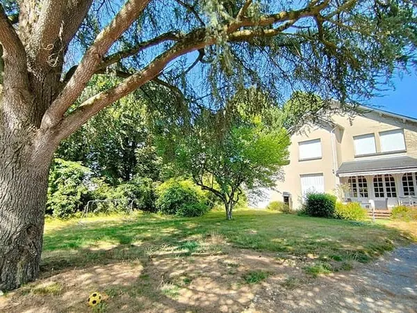 Maison Centre ville Chateaubriant 196 m2