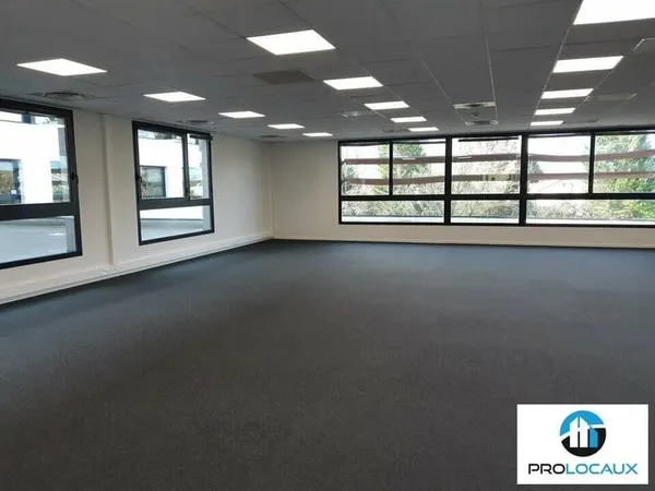 Bureau 2958 m²