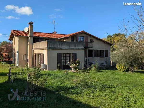 Maison 7 pièces 180 m²