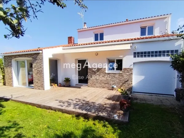 MAISON T4 PROCHE BOURG DU CHATEAU D'OLONNE