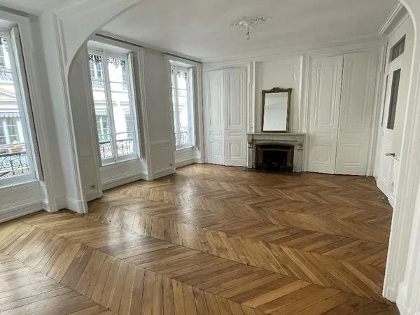 Appartement 3 pièces 112 m²