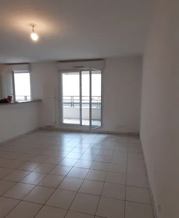 Appartement sur beautour proche de la sèvre