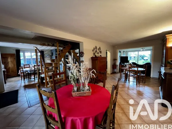Maison 6 pièces 160 m²