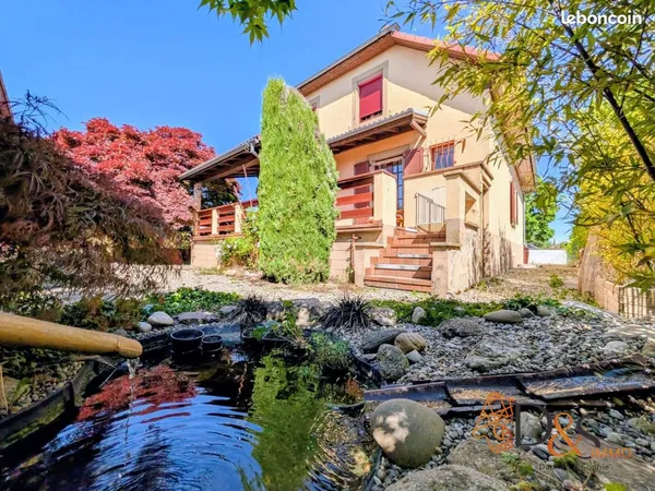 Maison 7 pièces 145 m²