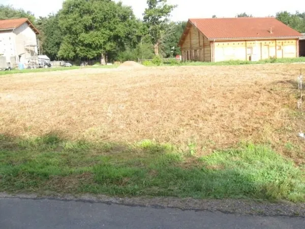 Terrain à vendre LEZOUX (63)