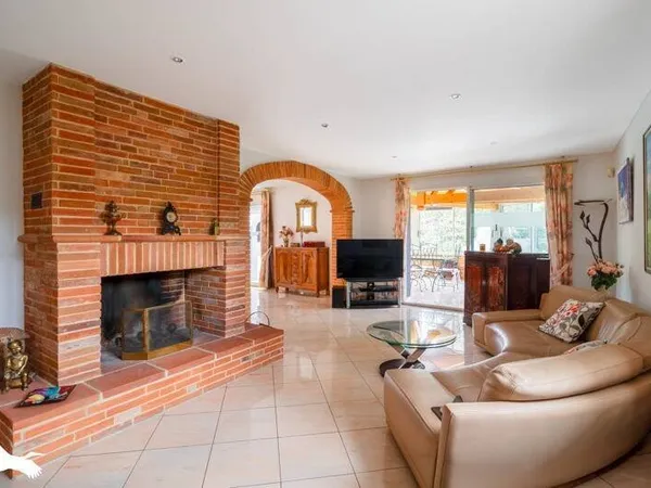 Maison 4 pièces 165 m²