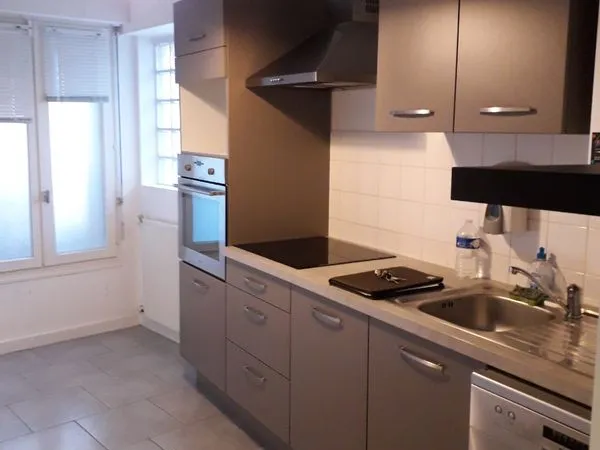 Loue appartement T3 / 80M2 La Roche sur Yon