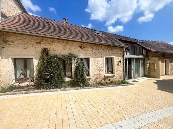 Maison 4 pièces 100 m²
