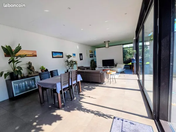 Maison d'architecte 178 m2 4 chambres