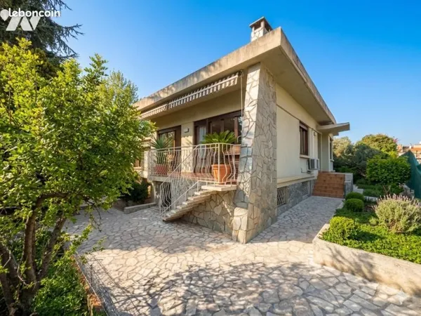 Maison 5 pièces 140 m²