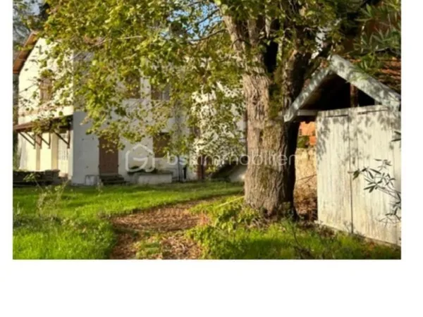 ANCIEN COUVENT- ST Jacques de C-580 m2 - TERRAIN