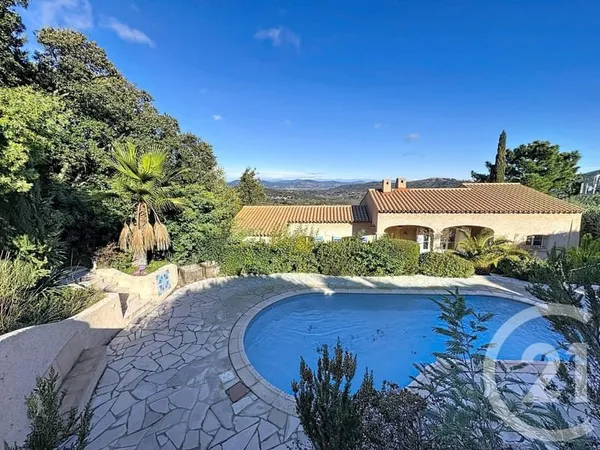 Maison 5 pièces 140 m²