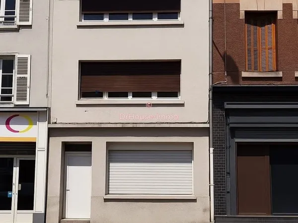Charmante Maison Familiale de 161 m² avec 5 Chambres et Terrasse à Ambert
