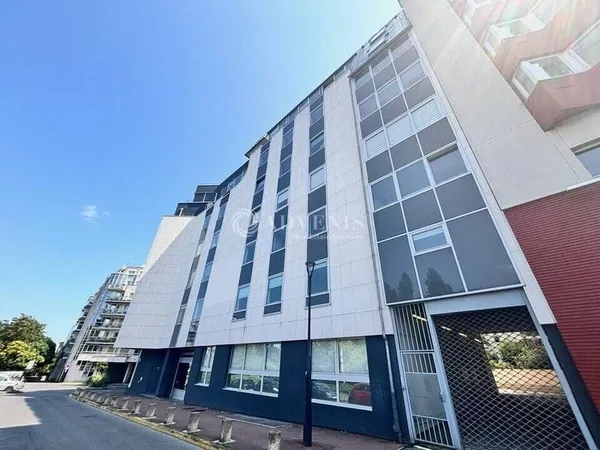 Bureaux 543 m²