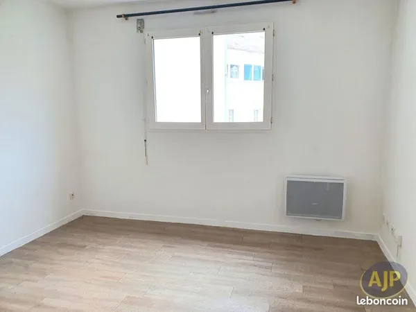 Studio 1 pièce 16 m²