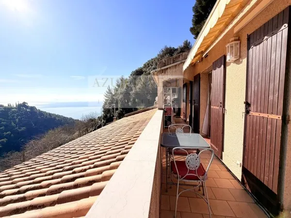 VENTE DERNIER ETAGE VUE MER - ROQUEBRUNE CAP MARTIN