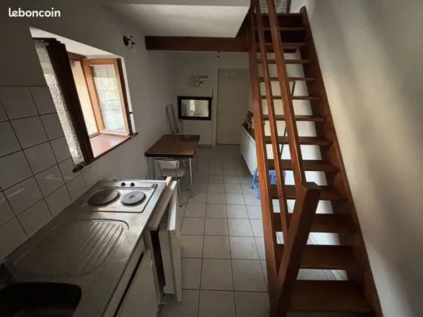 Studio 1 pièce 19 m²