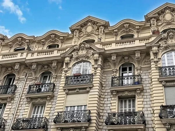 A Vendre, Nice Centre ville, 5 pièces Dernier Etage