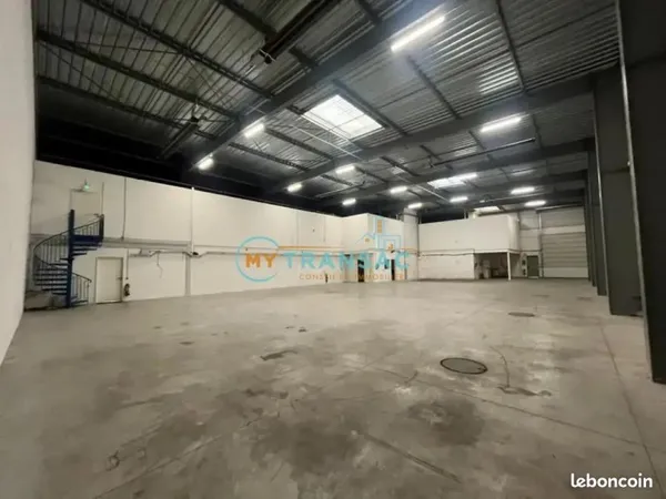 Local bureaux 1 188 m²