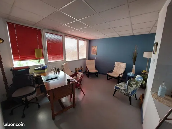 Location bureau/cabinetparamédical/médical