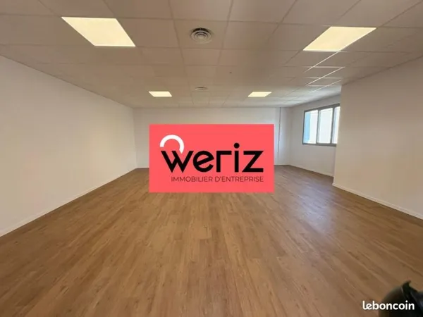 Bureaux 659 m²