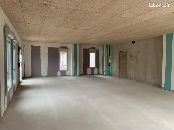 Local commercial 80 m²