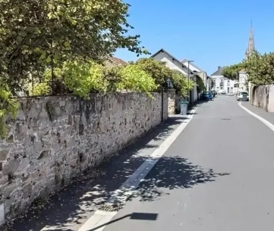 Terrain 1653 m²