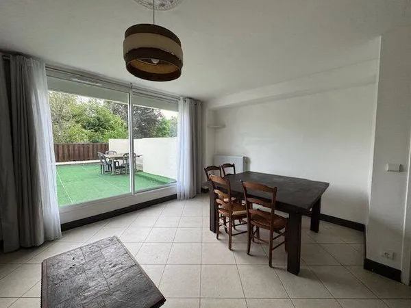 Appartement 6 pièces 90 m²