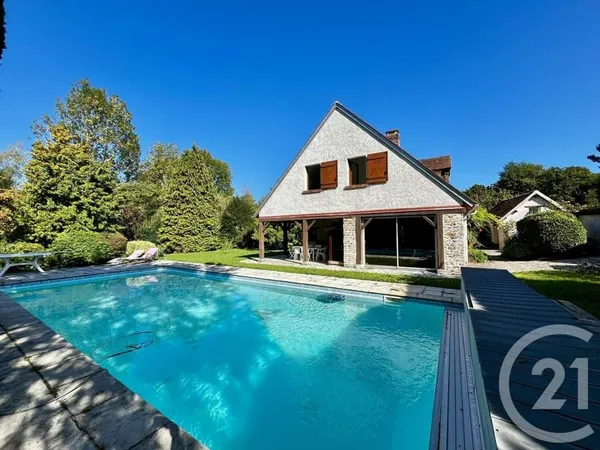 Maison 6 pièces 150 m²