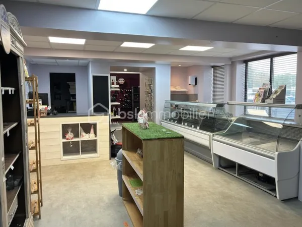 Fonds de commerce 5 pièces 140 m²