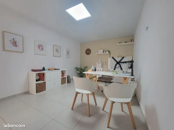 Bureau 18 m²