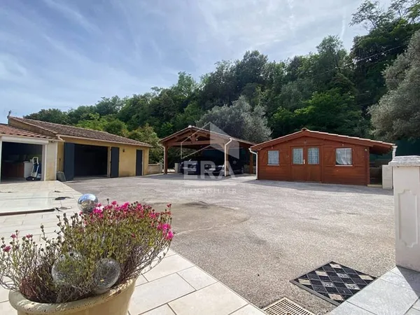 Maison de plain-pied 5 pièces 100 m²
