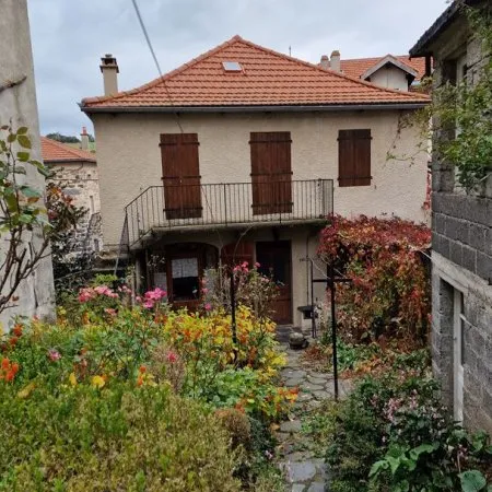 Maison 13 pièces 220 m²