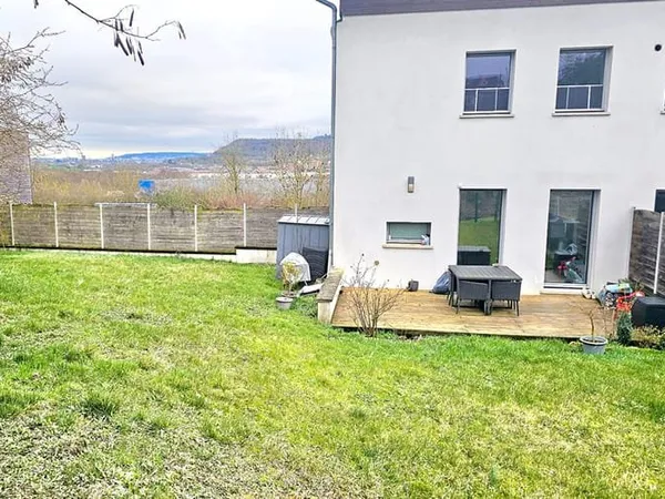 Appartement Lay Saint Christophe 3 pièce(s) 63 m2