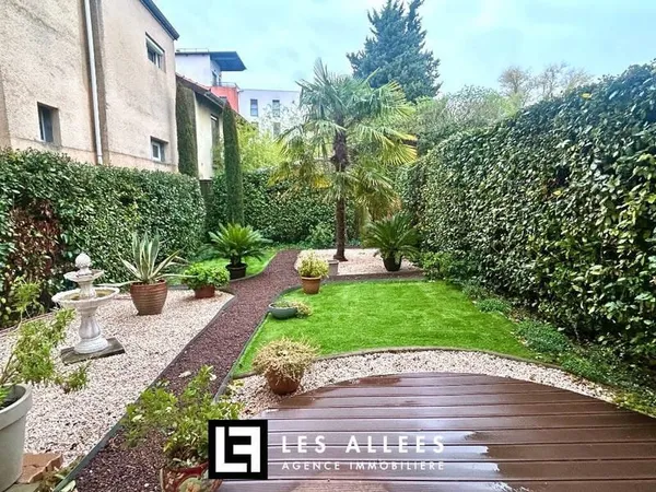 Appartement 5 pièces 105 m²