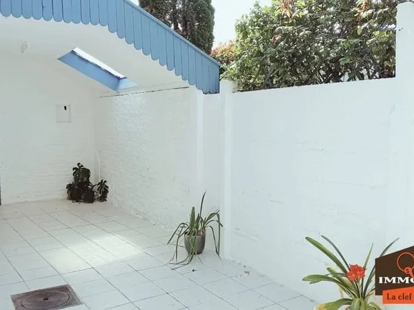 Maison 6 pièces 232 m²