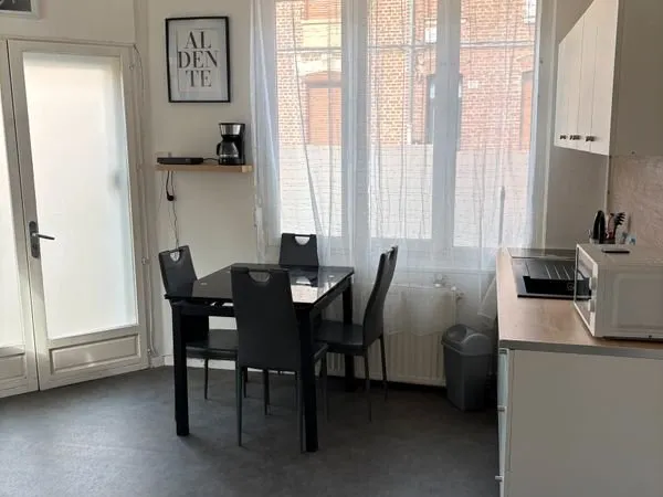 Appartement f1 bis 30 m2 proche chu sud