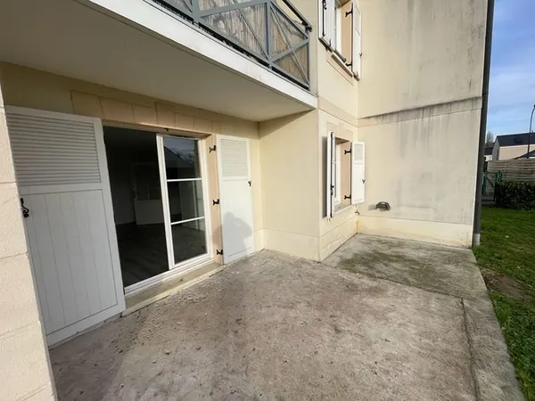 APPARTEMENT F3 AVEC JARDIN ET TERRASSE