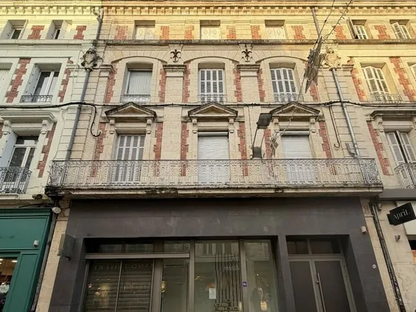 IMMEUBLE 450 m² NIORT
