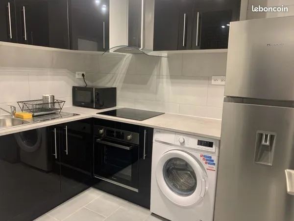 Colocation 78m2 Metro Gabriel peri