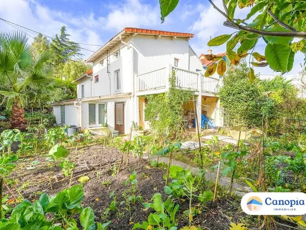 Maison 5 pièces 90 m²