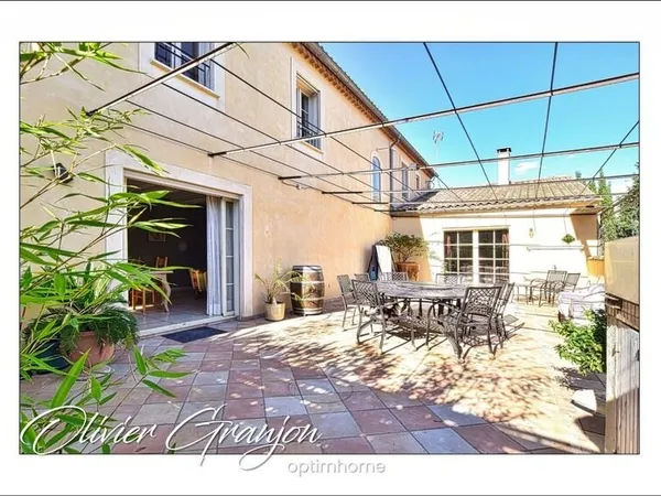 Élégante maison de charme languedocienne avec appartement indépendant