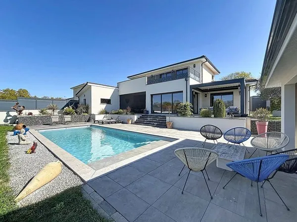 Maison 5 pièces 158 m²