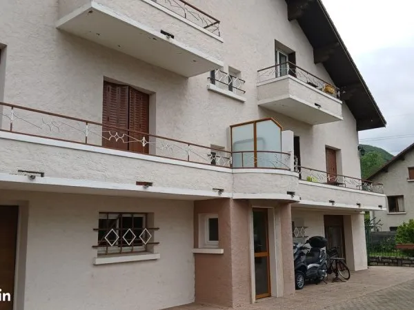 Location appartement 3P+C RDC