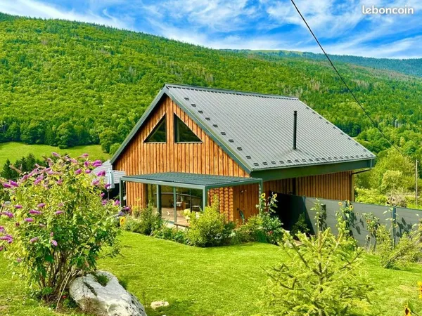 Chalet familial de luxe au ski + activité rentable (2 gîtes locatifs) Savoie