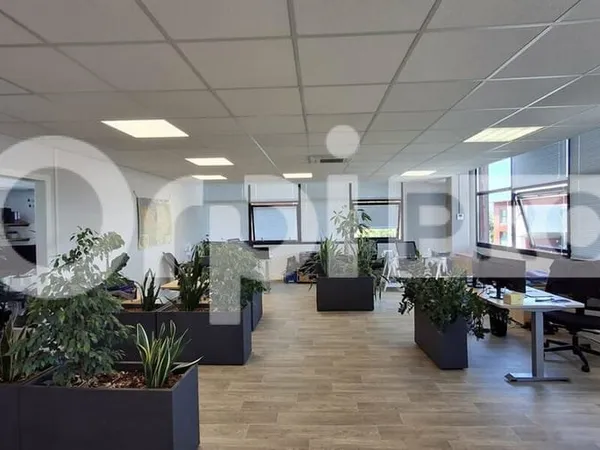 Bureaux 114 m²