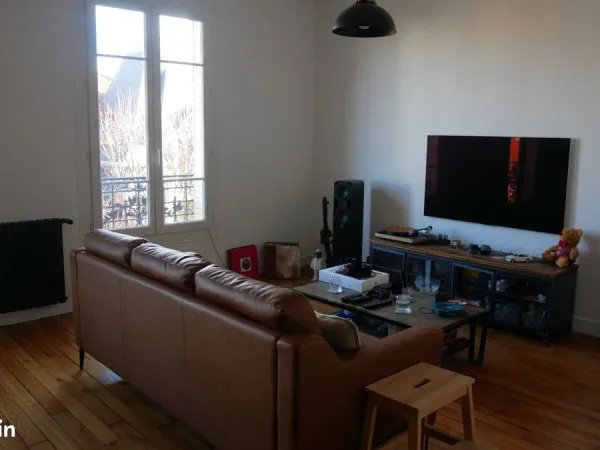 2 pièces 50 m² - Traversant - Refait à neuf